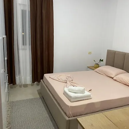 Main Bulevard 5 Tirana