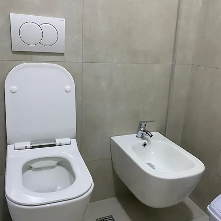 Main Bulevard 5